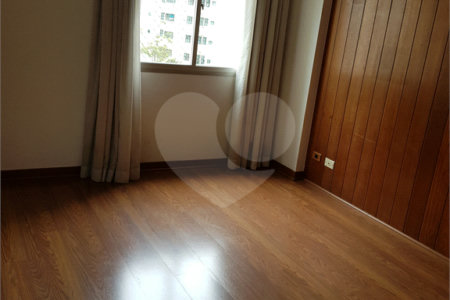 Apartamento à venda com 3 suítes em Conjunto Residencial Morumbi, São Paulo, SP