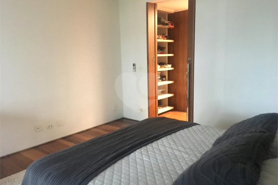 Apartamento à venda com 4 suítes em Morumbi, São Paulo, SP