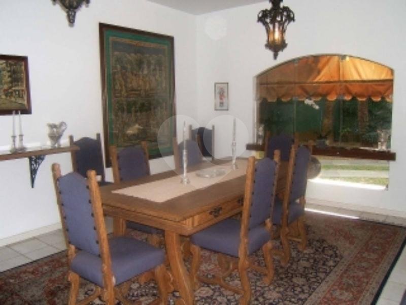 Casa de Vila à venda com 4 quartos, sendo 2 suítes, em Granja Julieta, São Paulo, SP