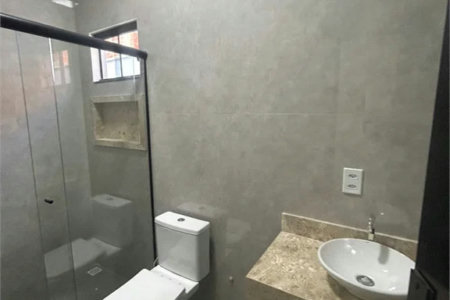 Casa à venda com 3 quartos, sendo 1 suíte,  em São Luís, Balsas, MA