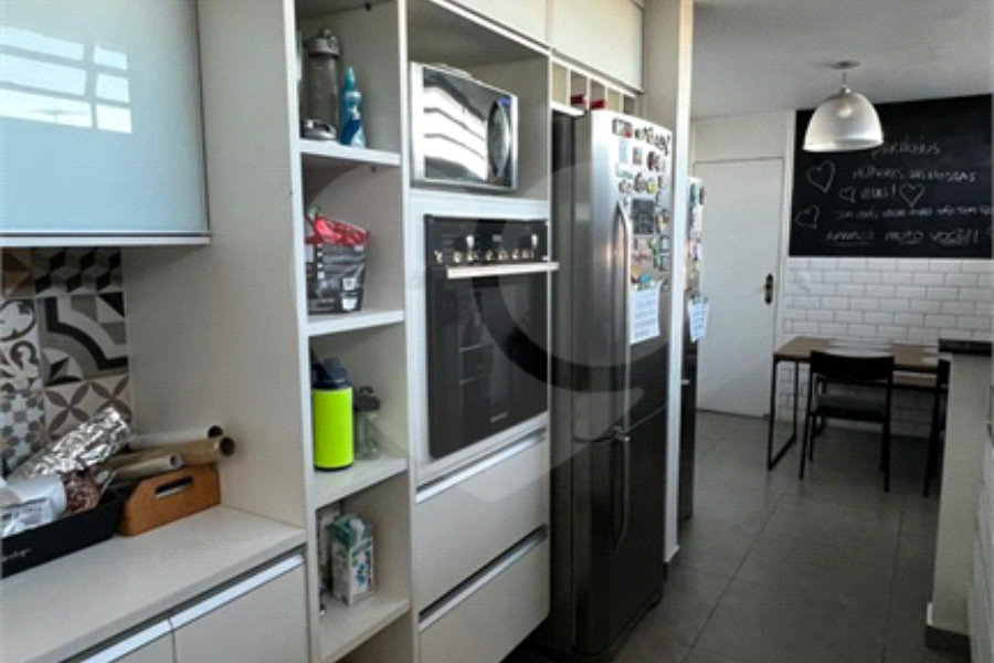 Sobrado à venda com 3 quartos, sendo 1 suíte, em Vila Mariana, São Paulo, SP
