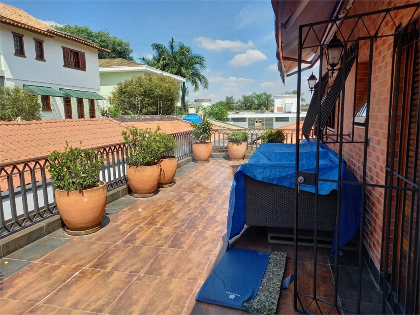 Casa à venda com 5 quartos, sendo 4 suítes, em Jardim São Bento, São Paulo, SP