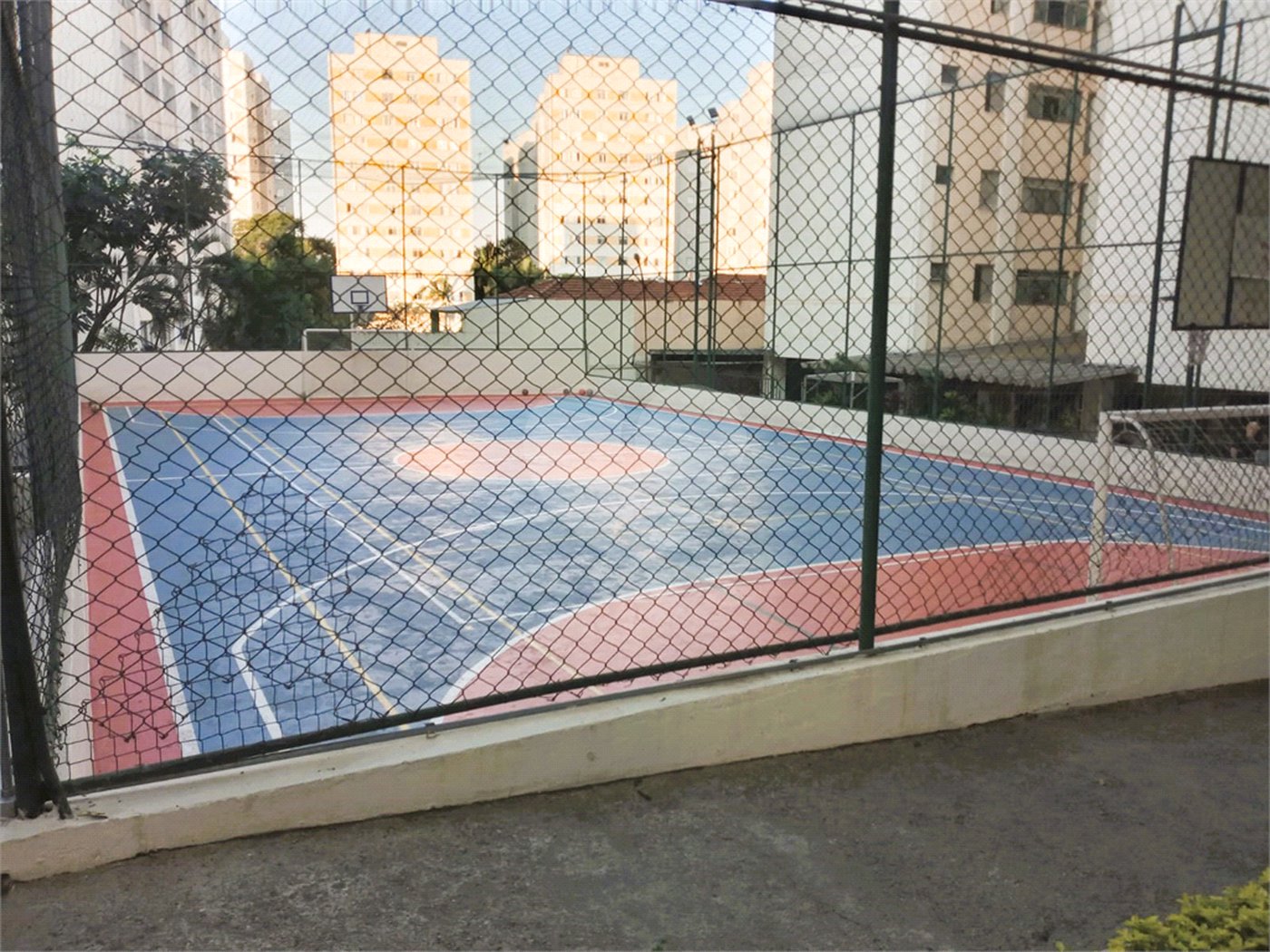 Apartamento à venda com 3 quartos, sendo 1 suíte, em Vila São Francisco, São Paulo, SP
