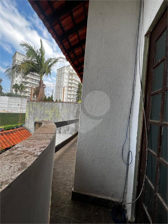 Sobrado à venda com 6 quartos, sendo 4 suítes,  em Vila Oliveira, Mogi das Cruzes, SP
