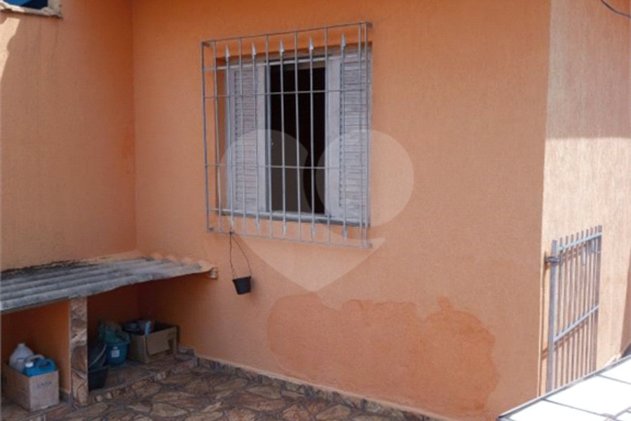 Sobrado à venda com 3 quartos em Vila Santa Maria, São Paulo, SP
