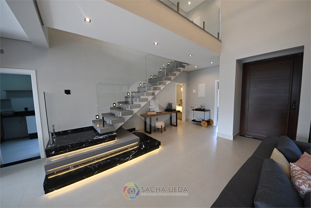 Casa à venda com 4 suítes no condomínio Residencial Dona Maria Candida, Indaiatuba - SP