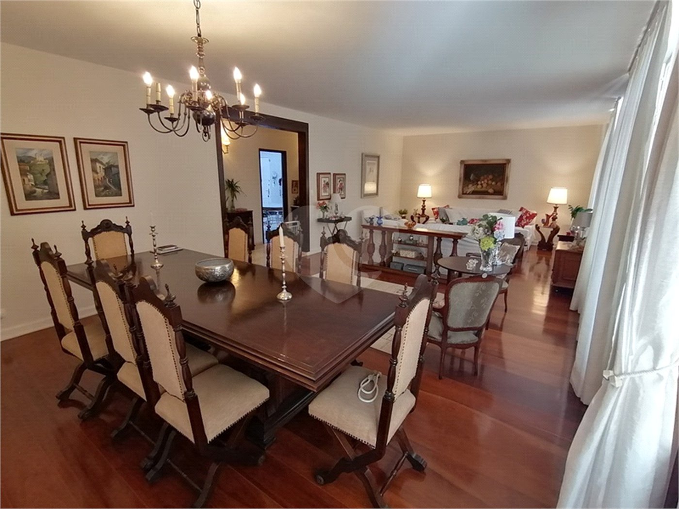 Apartamento à venda com 3 quartos, sendo 1 suíte, em Jardim Paulista, São Paulo, SP
