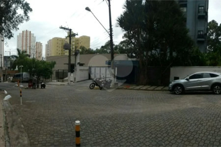 Duplex à venda com 3 quartos, sendo 1 suíte, em Vila Andrade, São Paulo, SP