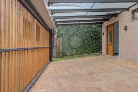 Casa de Vila à venda ou para alugar com 3 suítes em Jardim dos Estados, São Paulo, SP