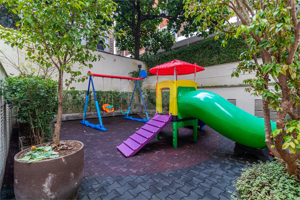 Apartamento à venda com 3 suítes em Alto da Boa Vista, São Paulo, SP