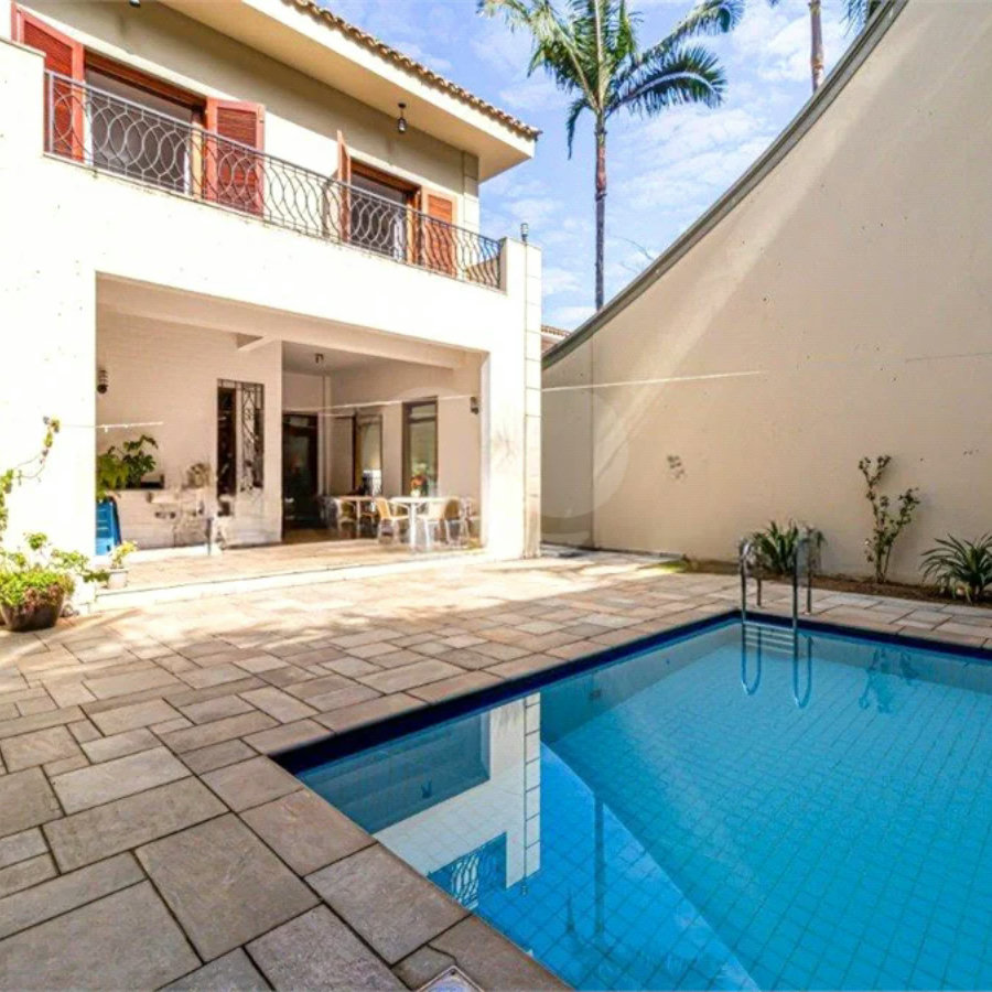Casa à venda com 4 suítes em Morumbi, São Paulo, SP