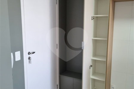 Apartamento à venda com 2 quartos, sendo 1 suíte, em Santo Amaro, São Paulo, SP