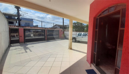 Casa à venda com 3 quartos no Centro, Peruíbe, SP