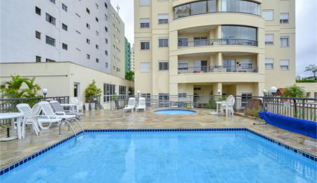 Apartamento à venda com 3 quartos, sendo 1 suíte,  em Vila Gumercindo, São Paulo, SP