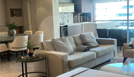 Apartamento à venda com 3 suítes em Água Branca, São Paulo, SP