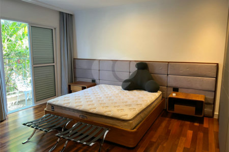 Casa para alugar com 3 quartos, sendo 1 suíte, no condomínio Res Villeneuve, São Paulo - SP