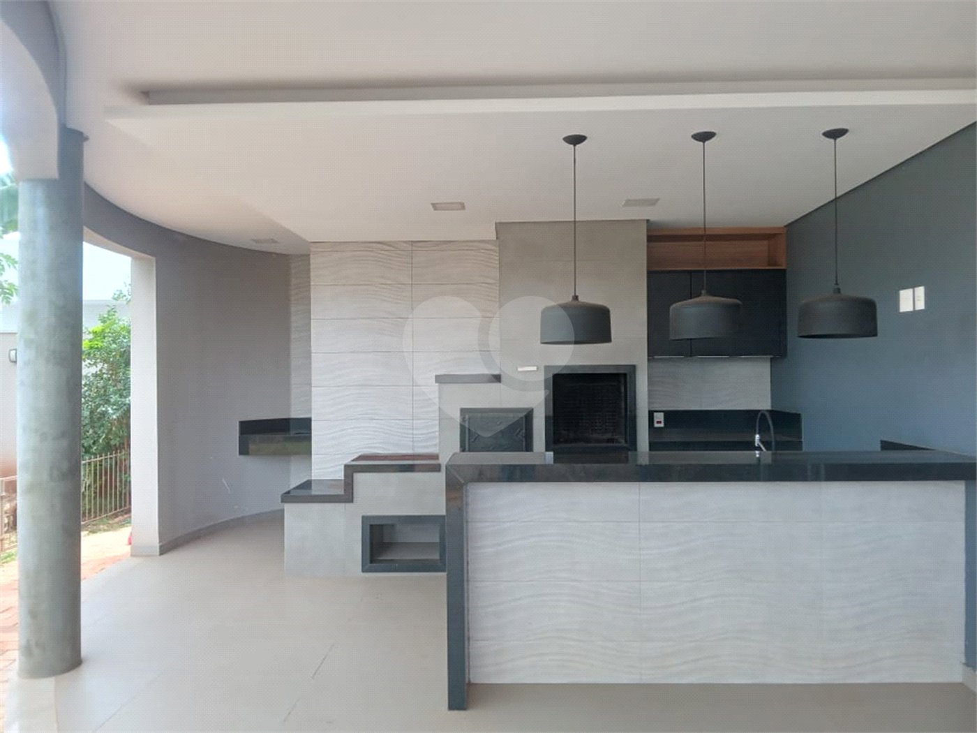 Casa à venda com 4 quartos, sendo 3 suítes,  no condomínio Residencial Montreal, São Carlos - SP