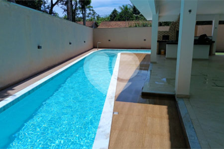 Casa à venda com 4 quartos, sendo 1 suíte, em Arraial D´ajuda, Porto Seguro, BA