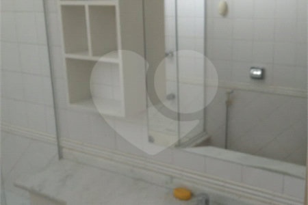 Casa à venda com 4 quartos, sendo 2 suítes, no condomínio Vila D'amalfi, Sorocaba - SP