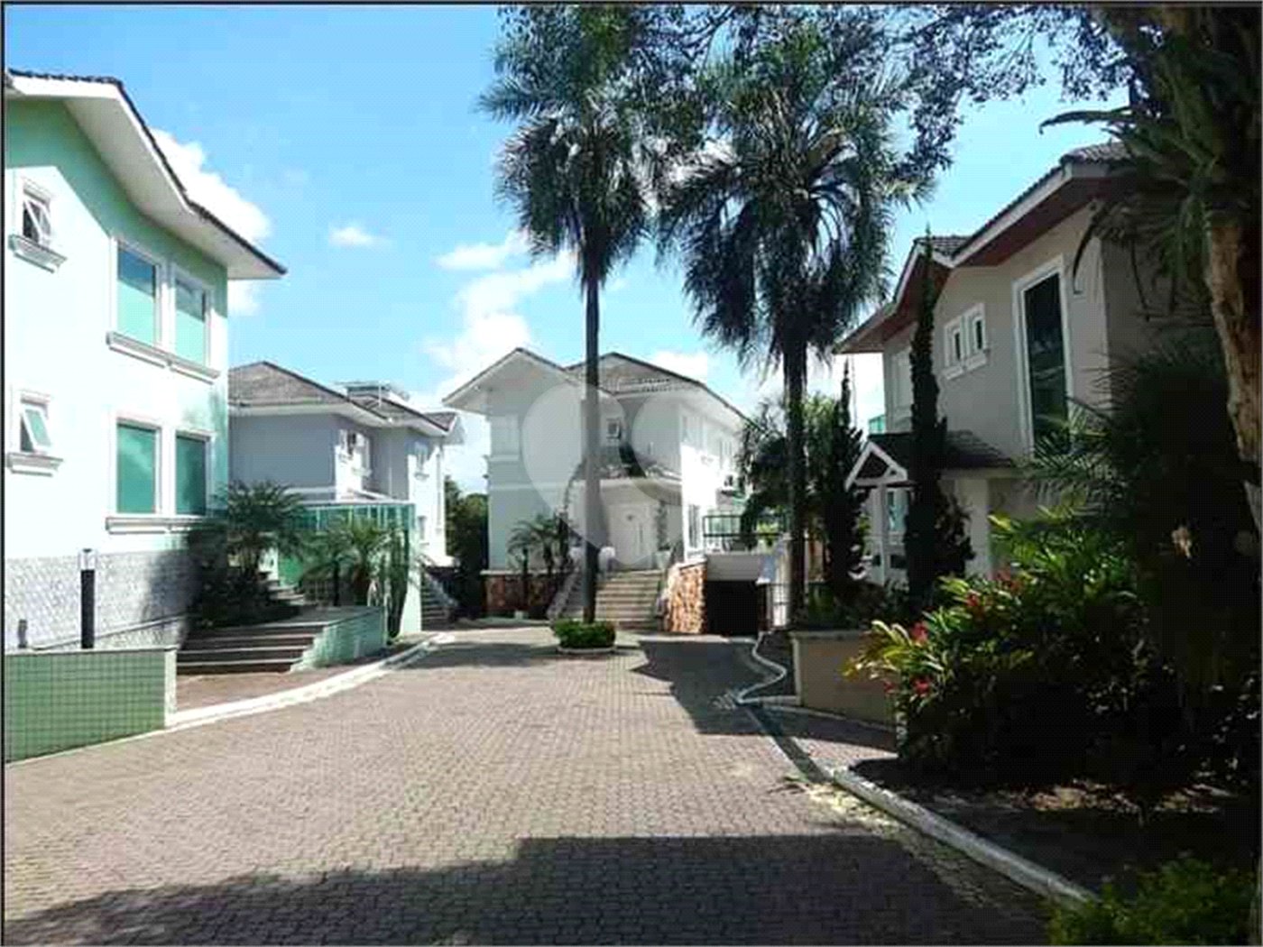 Casa à venda com 3 suítes no condomínio Quinta de Santo Antônio, São Paulo - SP