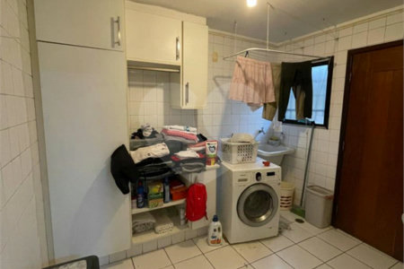 Casa à venda com 4 quartos, sendo 1 suíte, em Vila Morumbi, São Paulo, SP