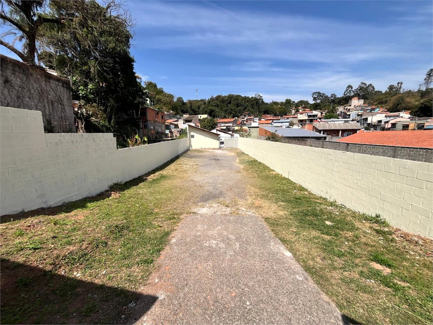 Casa à venda com 2 quartos em Vila Jeriva, Várzea Paulista, SP