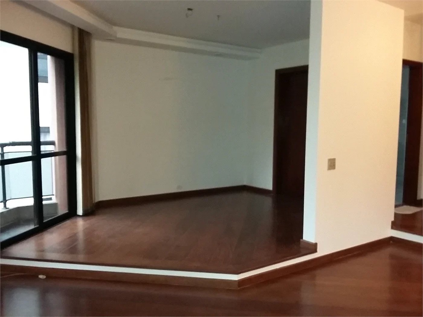 Apartamento à venda com 3 quartos, sendo 2 suítes,  em Vila Suzana, São Paulo, SP