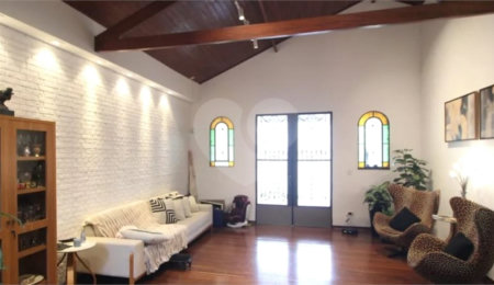 Casa à venda com 4 quartos, sendo 1 suíte, em Planalto Paulista, São Paulo, SP