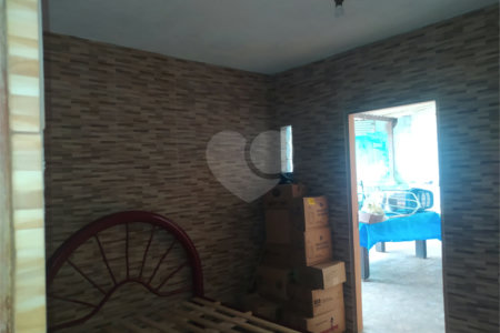 Casa à venda com 2 quartos, sendo 1 suíte,  em Jardim Planalto, Mogi das Cruzes, SP