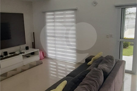 Casa à venda com 4 suítes no Centro, Bom Jesus dos Perdões, SP