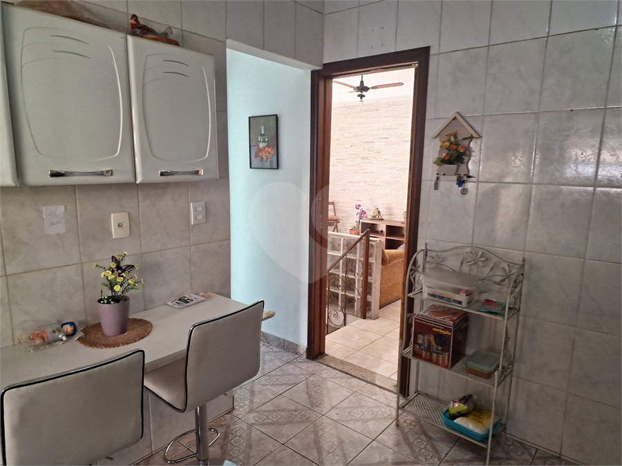 Sobrado à venda com 5 quartos, sendo 1 suíte,  em Santana, São Paulo, SP