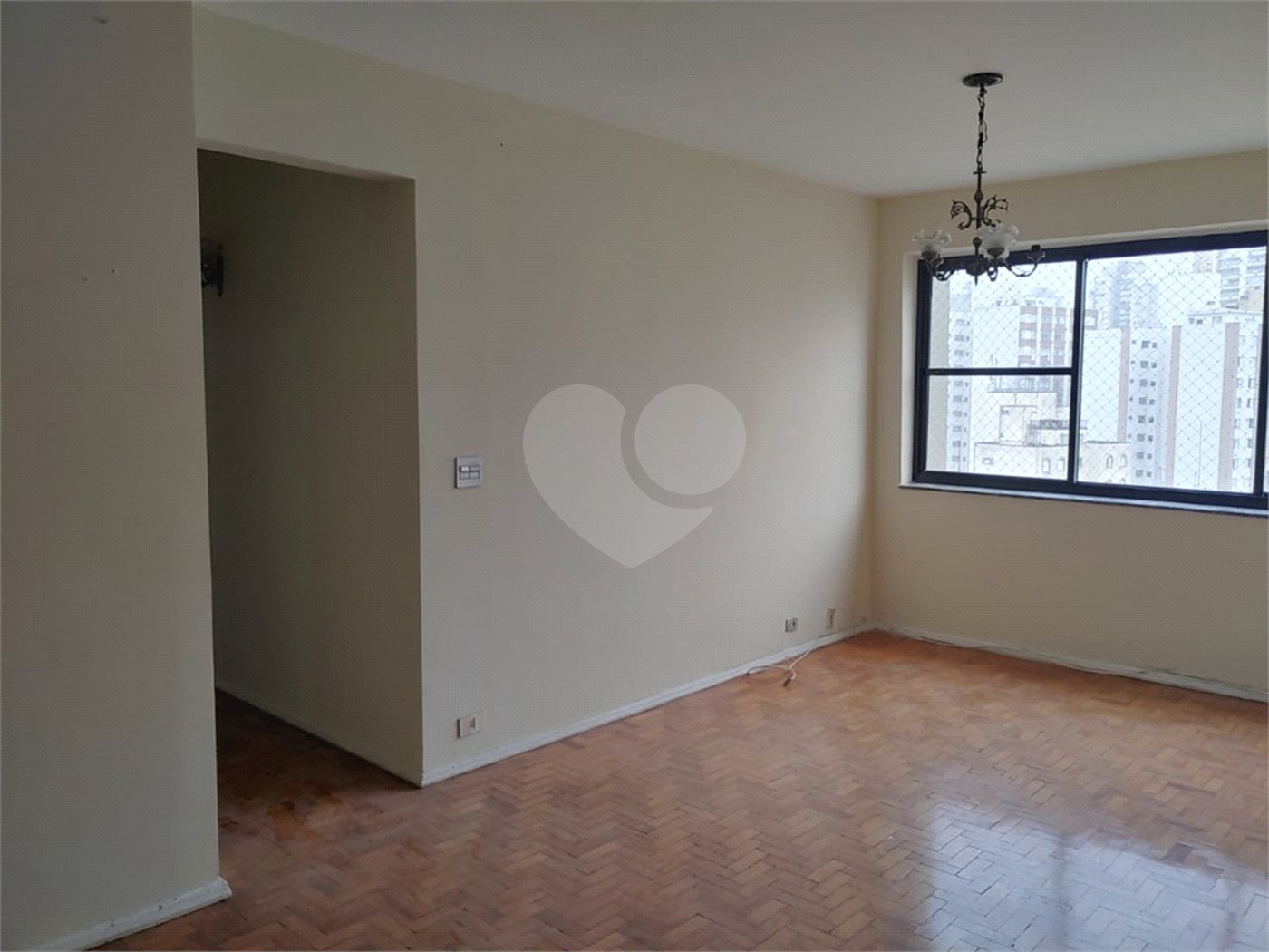 Apartamento à venda com 3 quartos, sendo 1 suíte, em Vila Mariana, São Paulo, SP