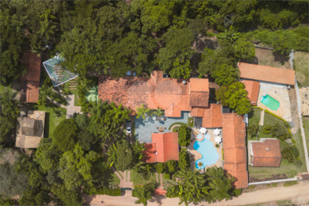 Chácara à venda com 10 quartos, sendo 2 suítes, em Mombaça, São Roque, SP