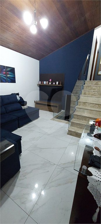 Casa à venda com 3 quartos, sendo 1 suíte, em Jardim Universo, Mogi das Cruzes, SP