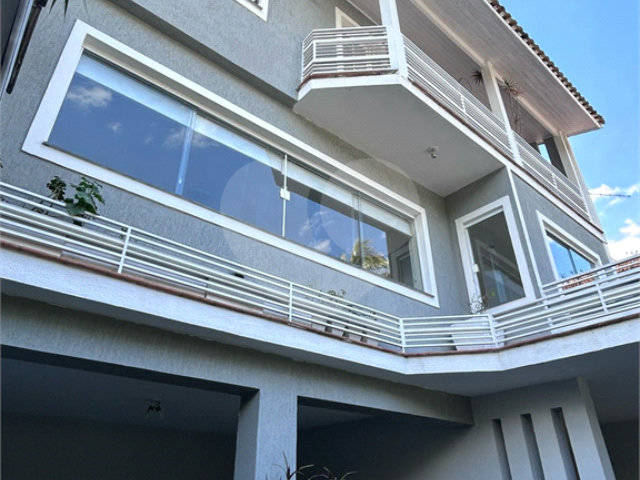 Sobrado à venda com 4 quartos, sendo 2 suítes,  em Tremembé, São Paulo, SP