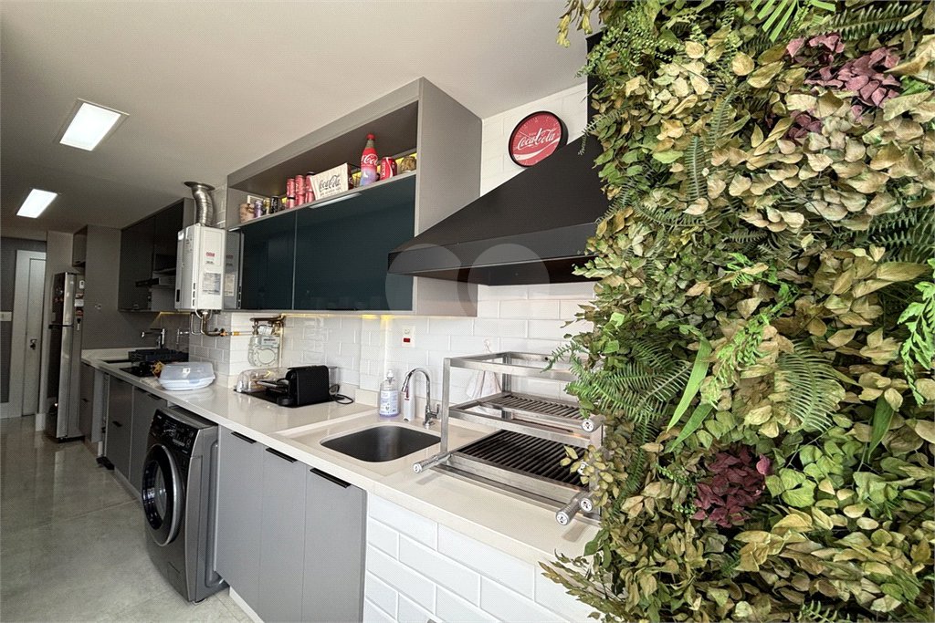 Apartamento à venda com 2 quartos, sendo 1 suíte, em Santa Teresinha, São Paulo, SP