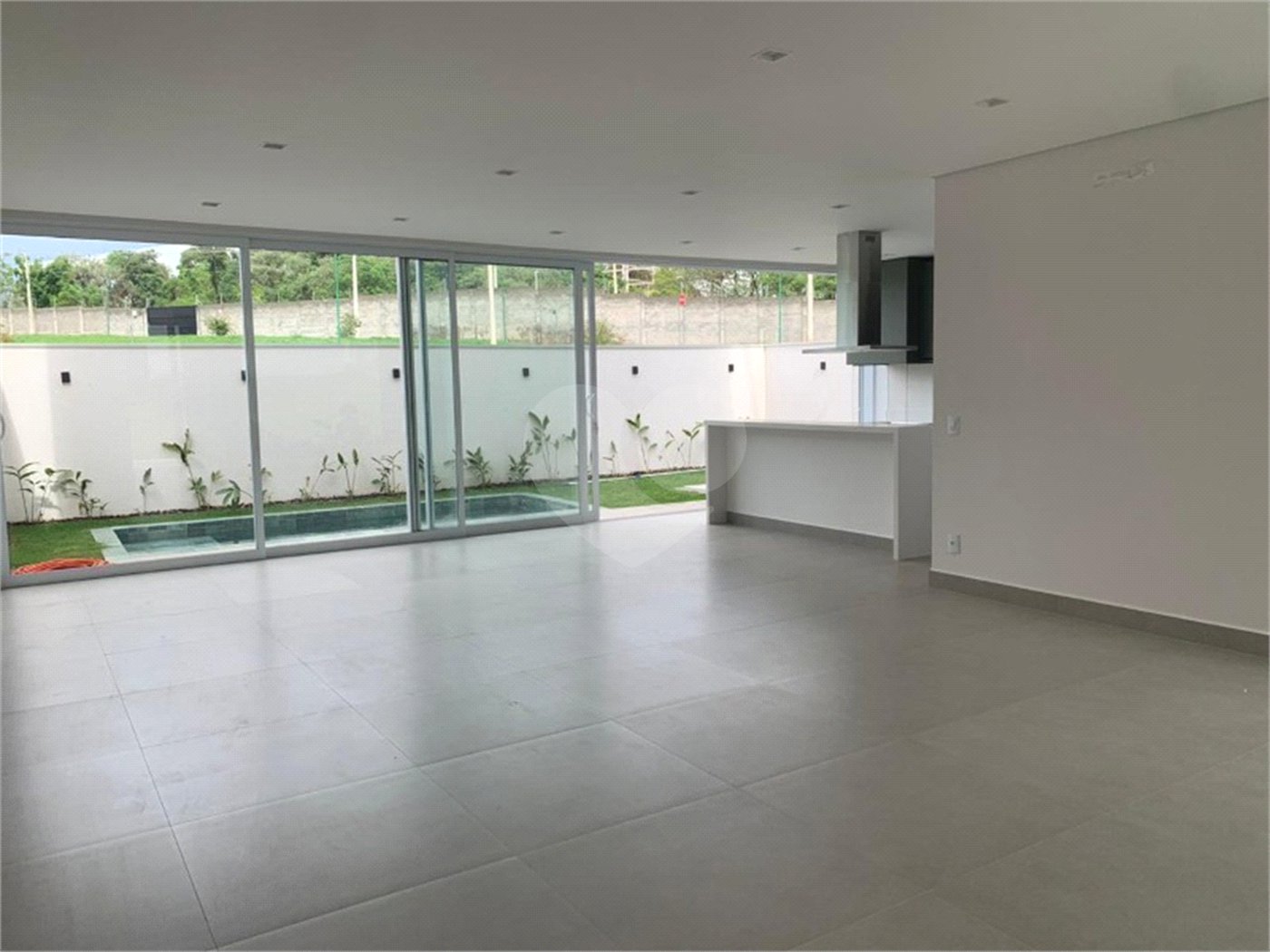 Casa à venda com 3 suítes no condomínio Residencial London Park, Indaiatuba - SP