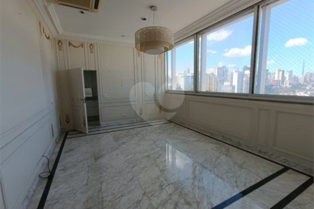 Apartamento em Higienópolis com 4 quartos e 3 vagas