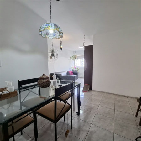 Apartamento em andar alto, ensolarado e com excelente localização!