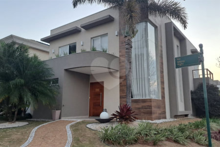 Casa à venda com 4 quartos, sendo 3 suítes,  no condomínio Res. Luzern, Campinas - SP