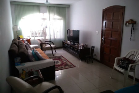 Casa à venda com 3 quartos, sendo 1 suíte, em Jardim Bonfiglioli, São Paulo, SP