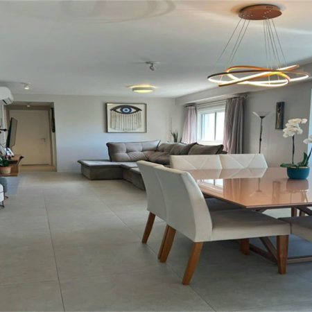 Apartamento à venda com 3 suítes em Jardim Caboré, São Paulo, SP