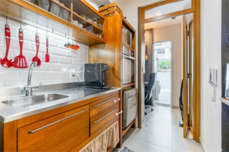 Apartamento à venda com 2 quartos, sendo 1 suíte,  em Vila Andrade, São Paulo, SP