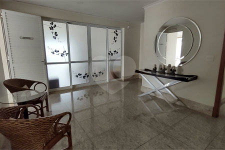Apartamento à venda com 3 quartos, sendo 1 suíte, no Centro, Araraquara, SP