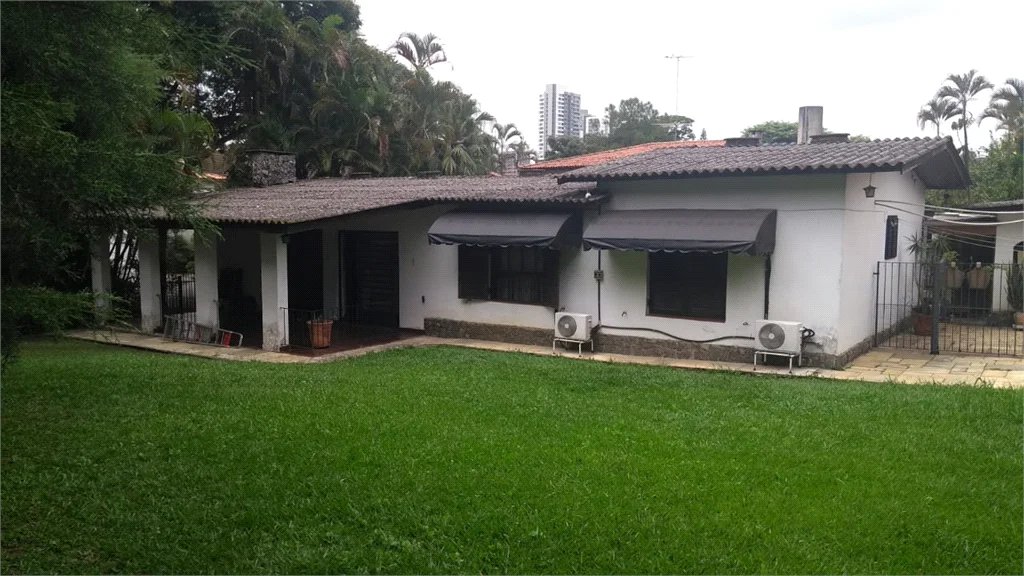 Casa Térrea à venda com 4 quartos, sendo 1 suíte, em Instituto de Previdência, São Paulo, SP