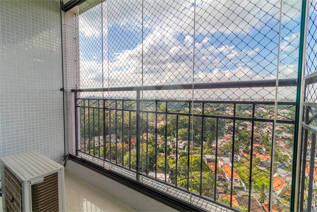 Apartamento à venda com 4 suítes em Jardim Marajoara, São Paulo, SP