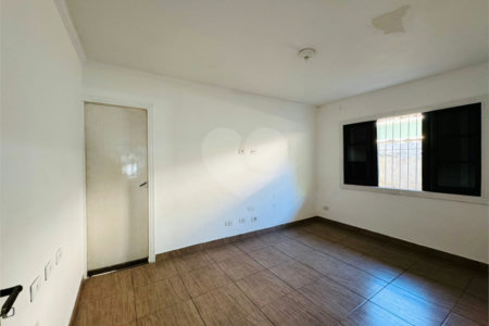 Casa à venda com 2 quartos em Vila Rosália, Guarulhos, SP