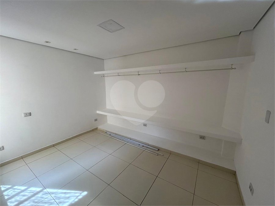 Casa de Vila para alugar com 4 suítes em Vila Romana, São Paulo, SP