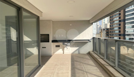 Apartamento à venda com 3 suítes em Campo Belo, São Paulo, SP