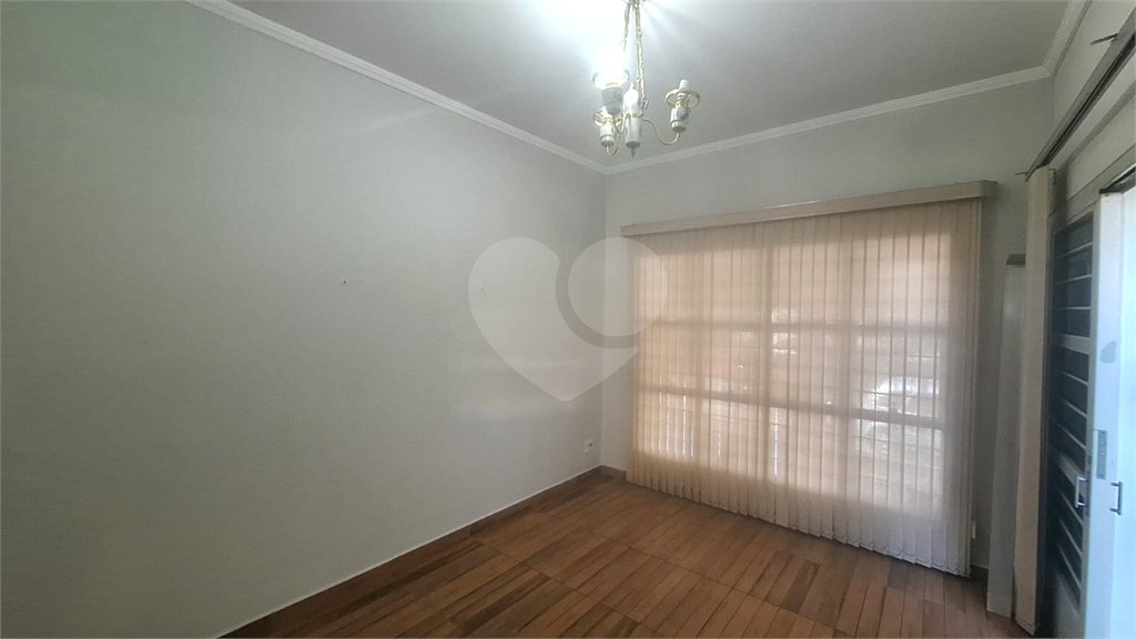 Casa à venda com 3 quartos em Vila Hortência, Sorocaba, SP